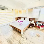 Ale Park Aparthotel 3*