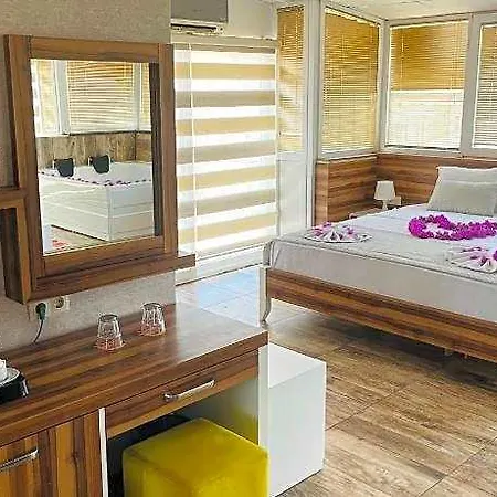 Ale Park Aparthotel 3*