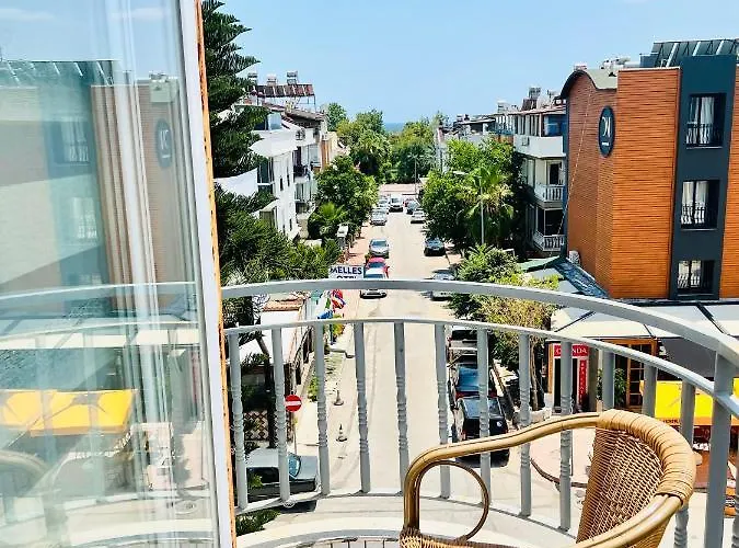 Apartmanhotel Ale Park 3*