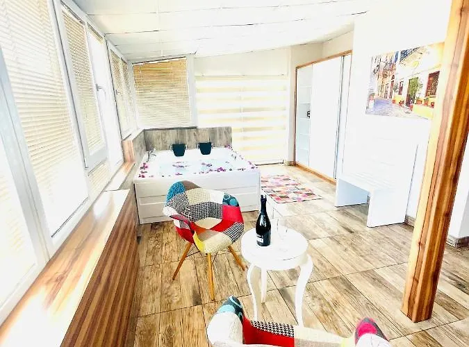 Apartmanhotel Ale Park 3*